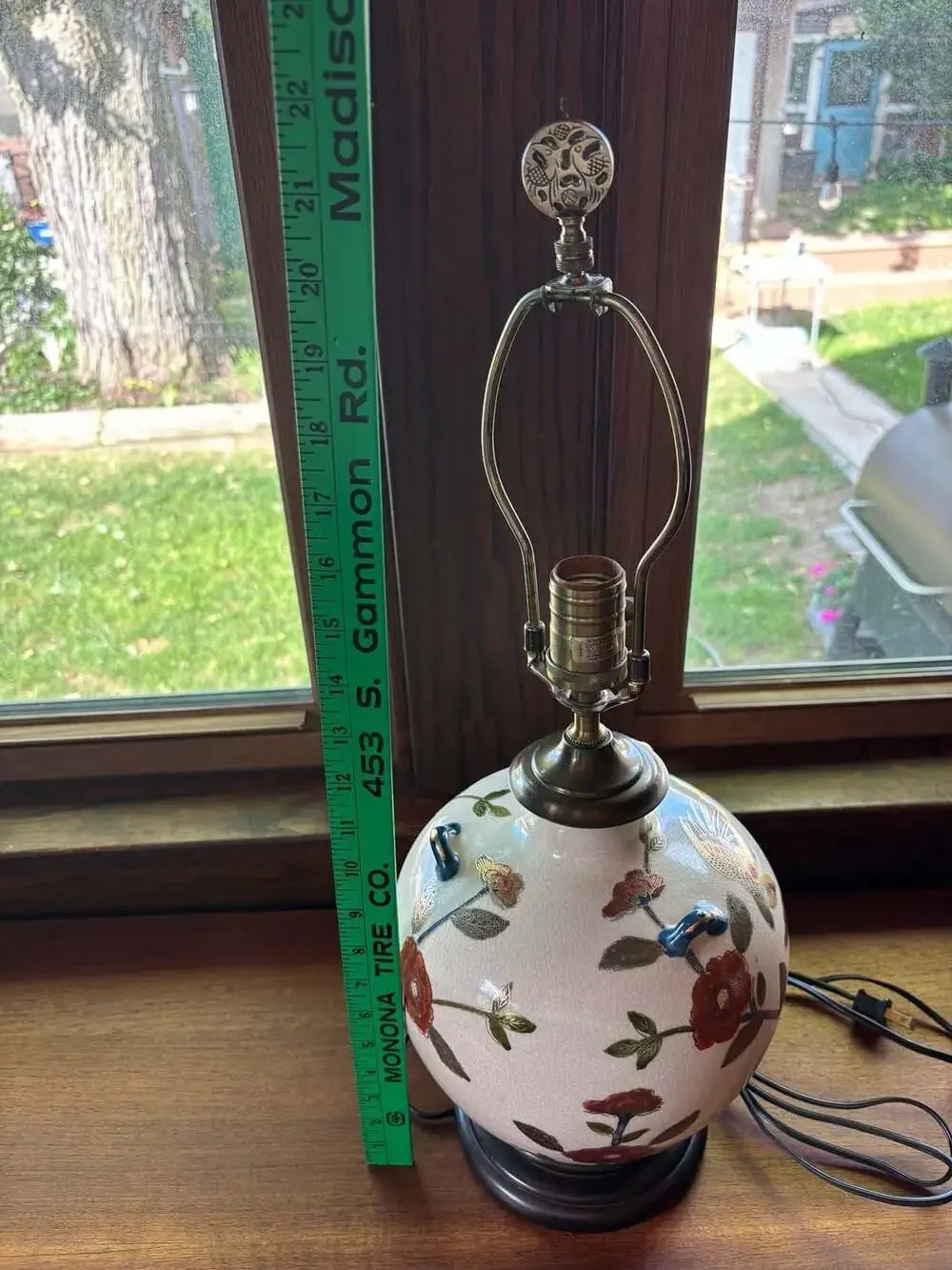 Vintage Chinoiserie Crackle Glaze Ceramic Bird And Floral Table Lamp